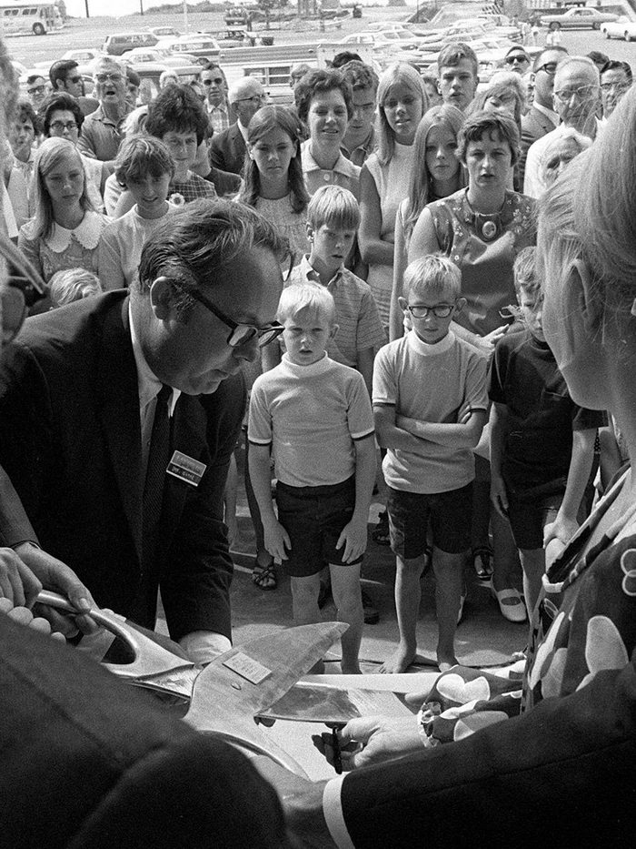Lansing Mall - Vintage Photo (newer photo)